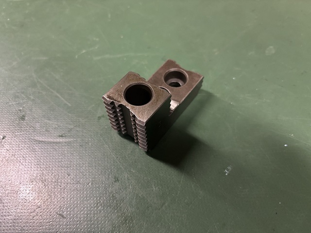 硬爪